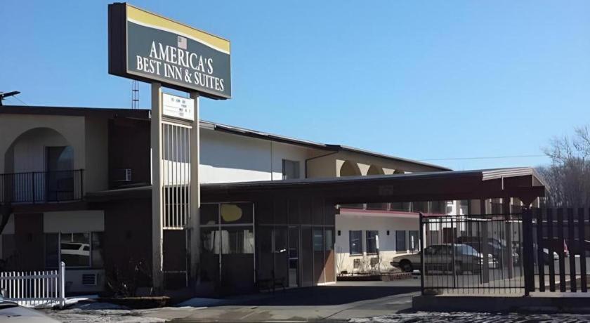 America'S Best Inn Urbana Champaign Exterior photo